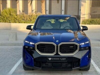 2024 BMW XM 4.4 Litres Twin-Turbo V8 Plug-in Hybrid Engine Blue Beige SUV GCC Specs