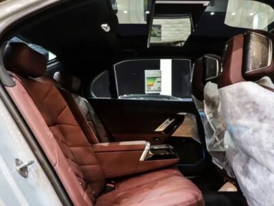 2024 BMW ALPINA XB7 4.4L Twin-Turbocharged V8 Petrol Engine Grey Brown SUV GCC Specs