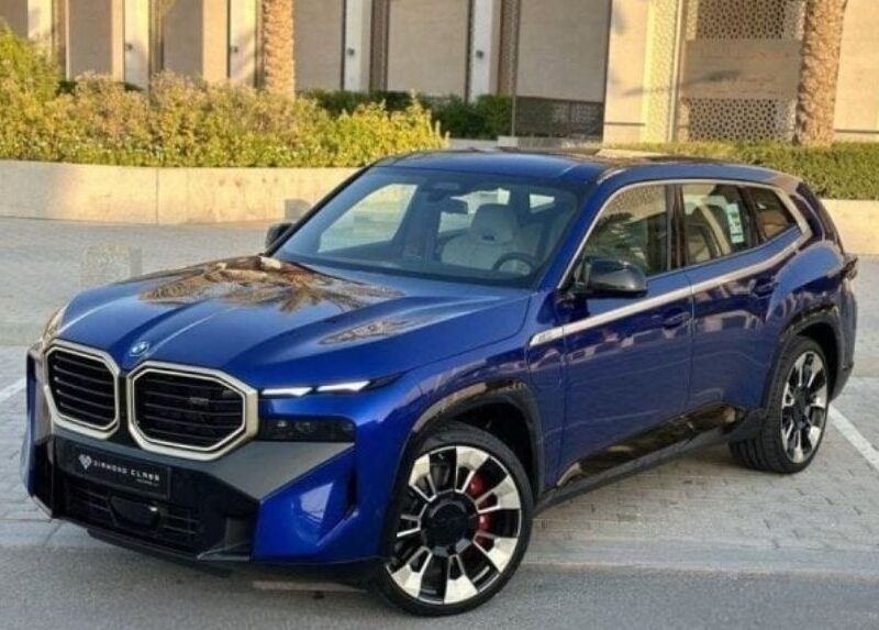 2024 BMW XM 4.4 Litres Twin-Turbo V8 Plug-in Hybrid Engine Blue Beige SUV GCC Specs