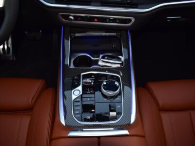 2024 BMW X7 M Sport 4.4 Litres Twin-Turbo V8 Petrol Engine Black Brown SUV GCC Specs