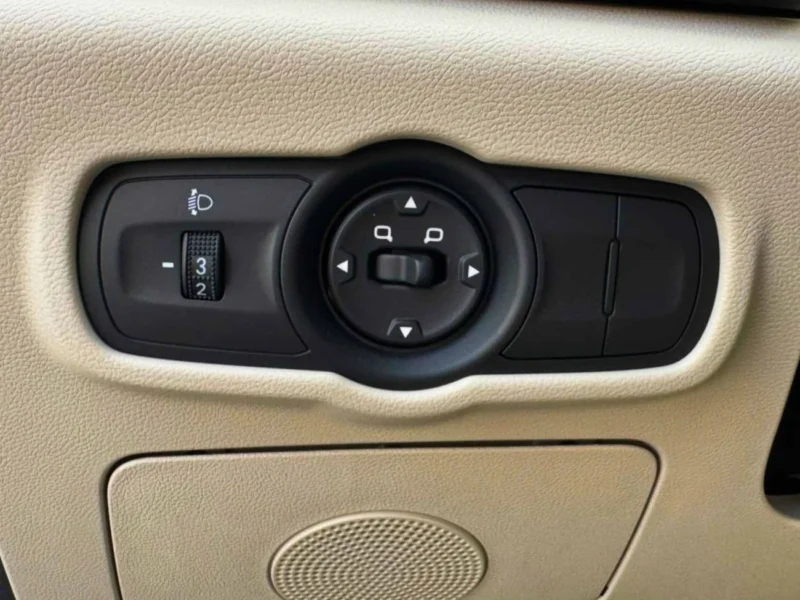 2027 Chery Arrizo 5 STD 1.5 Litres 4 Cylinders Petrol Engine Silver Beige Sedan GCC Specs Automatic