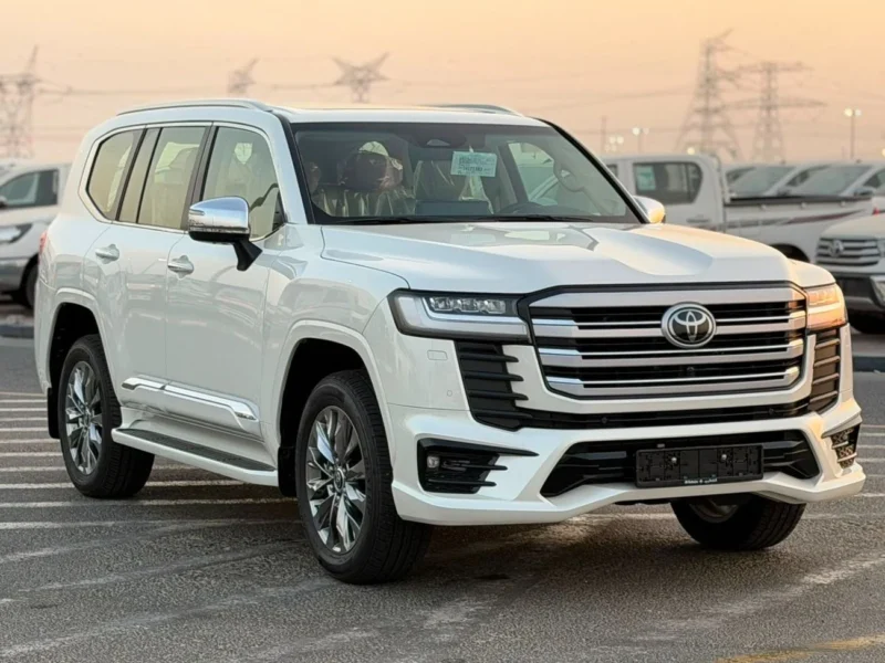 2026 Toyota Land Cruiser VXR 4.0 Litres 6 Cylinders Petrol Engine White Beige SUV GCC Specs