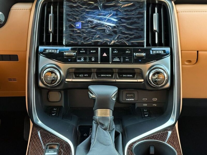 2026 Lexus LX600 SIGNATURE 3.5 Litres Twin-Turbo V6 Petrol Engine Black Tan SUV GCC Specs