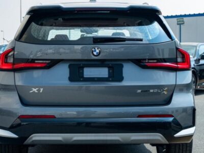 2024 BMW X1 2.0L Twin-Turbocharged Inline-4 Petrol Engine Grey Red SUV GCC Specs