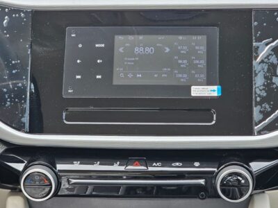 2027 Chery Arrizo 5 STD 1.5 Litres 4 Cylinders Petrol Engine White Beige Sedan GCC Specs Automatic