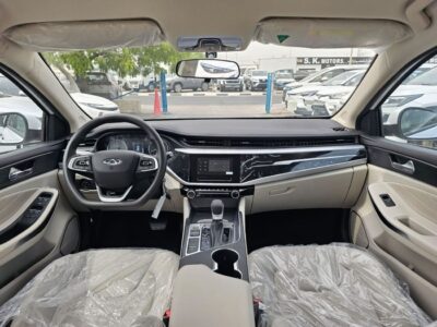 2027 Chery Arrizo 5 STD 1.5 Litres 4 Cylinders Petrol Engine White Beige Sedan GCC Specs Automatic