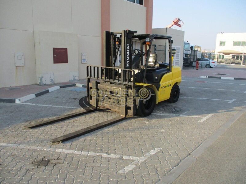 2014 Hyundai 50D-9SA Diesel Forklift 4 Cylinder; Hyundai Diesel Engine Yellow