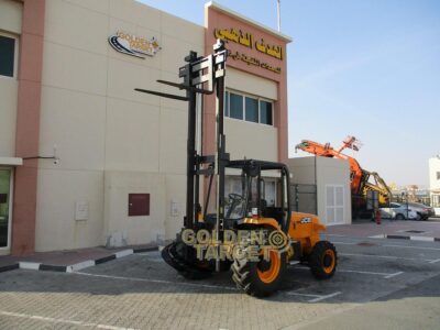 2009 JCB 930 4x4 Rough Terrain Forklift 4 Cylinder; JCB Diesel Engine Orange
