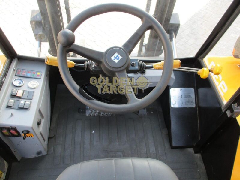 2009 JCB 930 4x4 Rough Terrain Forklift 4 Cylinder; JCB Diesel Engine Orange