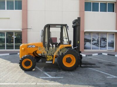 2009 JCB 930 4x4 Rough Terrain Forklift 4 Cylinder; JCB Diesel Engine Orange