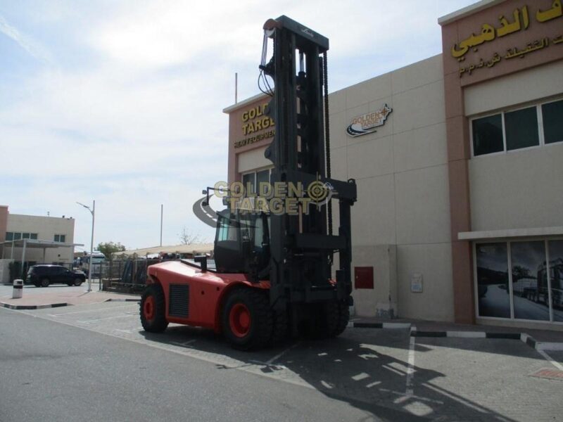 2011 Linde H220 Container Handler Forklift Cummins 6-Cylinder Diesel Engine Red