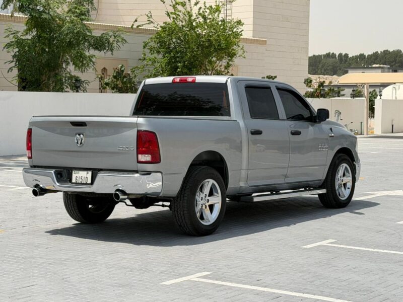 2021 Dodge RAM 1500 HEMI 5.7 Litres 8 Cylinders Petrol Engine Silver Orange Pickup Truck US Specs
