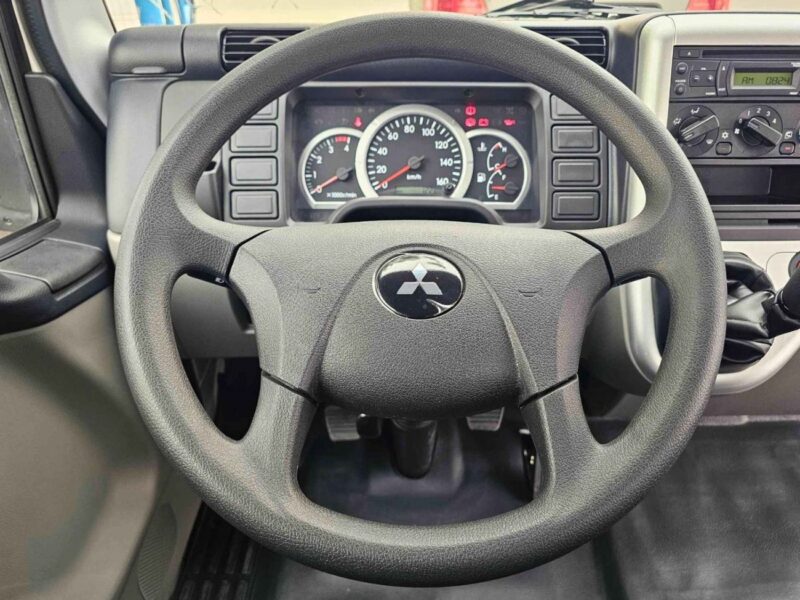 2026 Mitsubishi Fuso Canter CARGO 4.2L 6 Cylinders DIESEL Engine White Black Truck GCC Specs