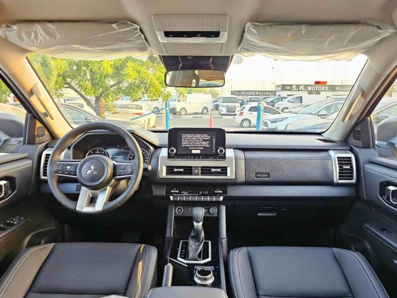 2026 Mitsubishi L200 SPORTERO 2.4L DIESEL V4 Engine Black Pickup Truck Automatic GCC Specs