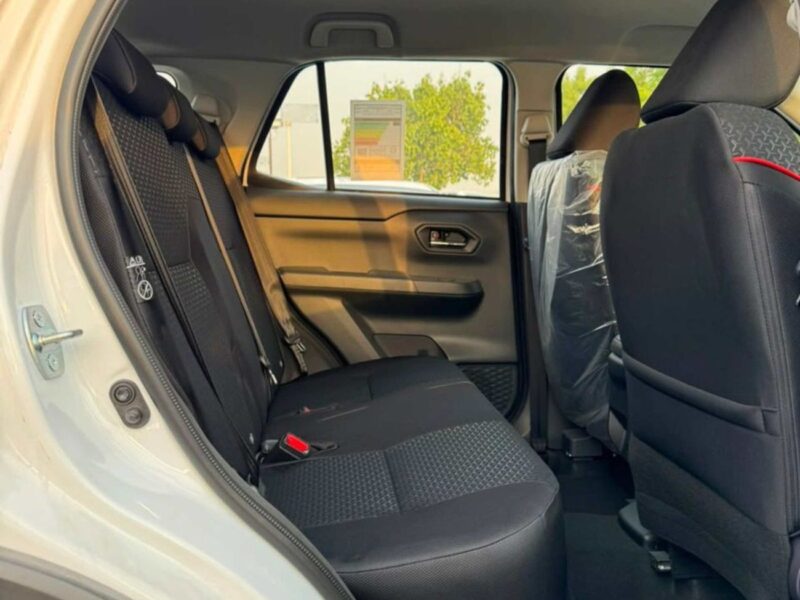 2026 Toyota Raize E 1.2 Litres PETROL V4 Engine STANDARD OPTION White Black SUV GCC Specs