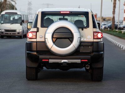 2023 Toyota FJ Cruiser 4.0 Litres 6 Cylinders Petrol Engine Beige Black SUV GCC Specs Automatic