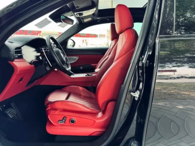 2023 Maserati Grecale Modena 2.0 Litres 4 Cylinders Petrol Engine Black Red SUV Japanese Specs