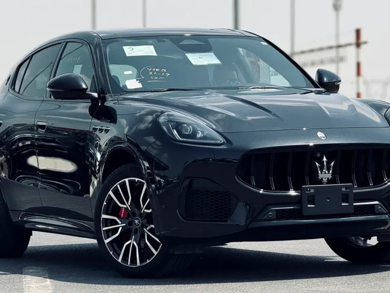2023 Maserati Grecale Modena 2.0 Litres 4 Cylinders Petrol Engine Black Red SUV Japanese Specs