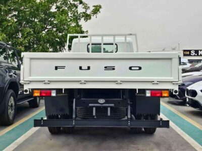 2026 Mitsubishi Fuso Canter CARGO 4.2L 6 Cylinders DIESEL Engine White Black Truck GCC Specs