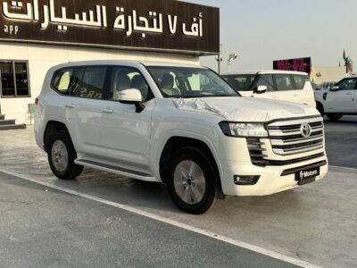 2026 Toyota Land Cruiser GXR 4.0 Litres 6 Cylinders Petrol Engine White Beige SUV GCC Specs