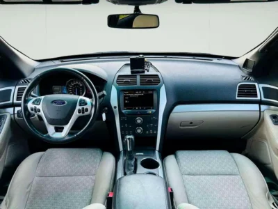 2012 Ford Explorer XLT 3.5 Litres 6 Cylinders Petrol Engine Black Beige SUV Japanese Spec Clean Car
