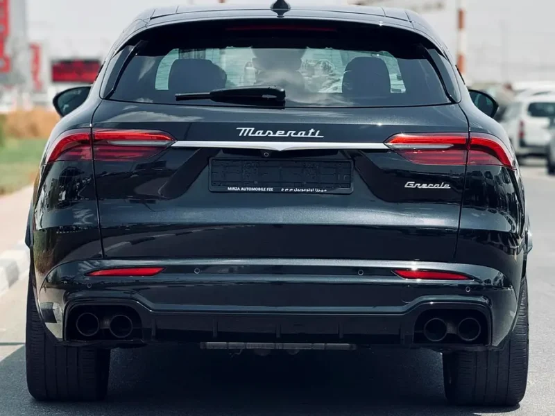 2023 Maserati Grecale Modena 2.0 Litres 4 Cylinders Petrol Engine Black Red SUV Japanese Specs