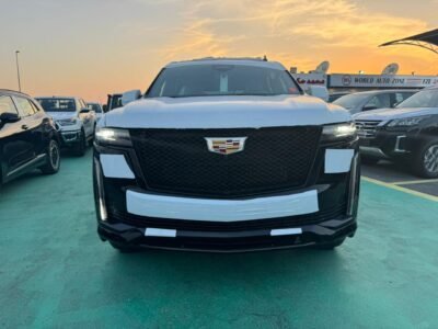 2023 Cadillac Escalade 6.2 Litres V8 Petrol Engine Black Tan Luxury SUV GCC Specs Automatic