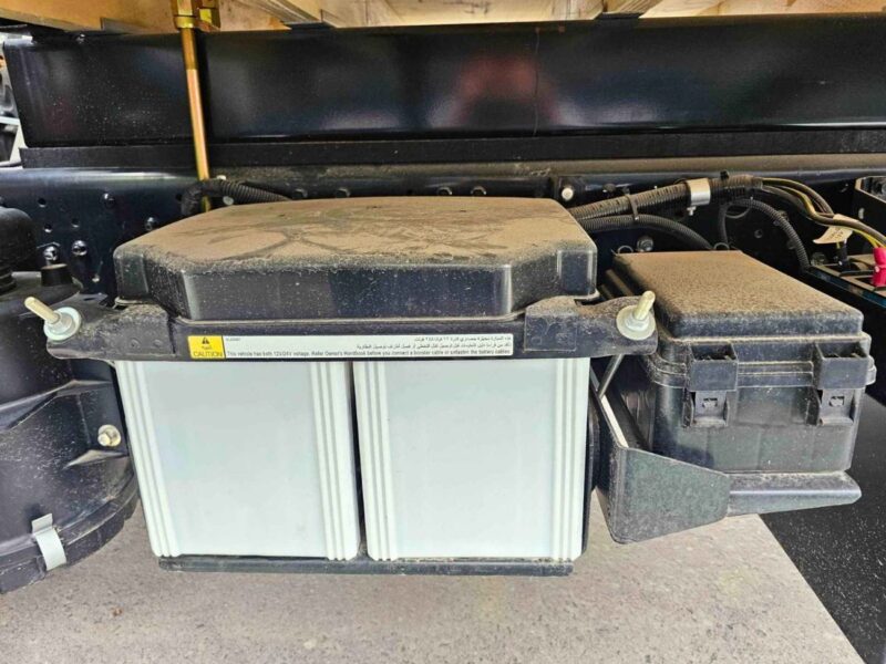 2026 Mitsubishi Fuso Canter CARGO 4.2L 6 Cylinders DIESEL Engine White Black Truck GCC Specs