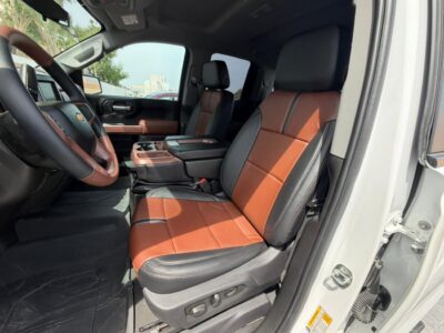 2024 Chevrolet Silverado ADVENTURE 2.7L TurboMax Turbocharged Inline-4 Engine White Black Pickup