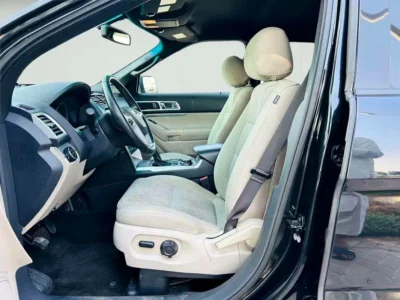 2012 Ford Explorer XLT 3.5 Litres 6 Cylinders Petrol Engine Black Beige SUV Japanese Spec Clean Car