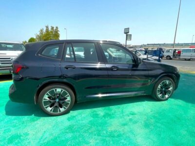 2024 BMW X3 2.0L Turbocharged inline-4 Cylinders Petrol Engine Black Red SUV GCC Specs