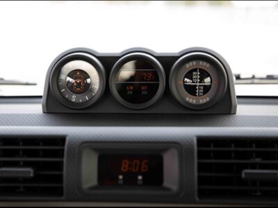 2023 Toyota FJ Cruiser 4.0 Litres 6 Cylinders Petrol Engine Beige Black SUV GCC Specs Automatic