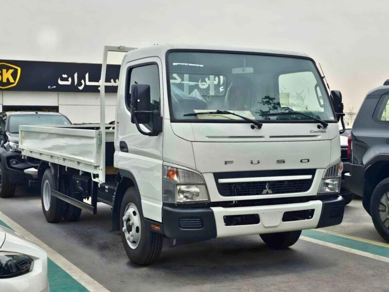 2026 Mitsubishi Fuso Canter CARGO 4.2L 6 Cylinders DIESEL Engine White Black Truck GCC Specs