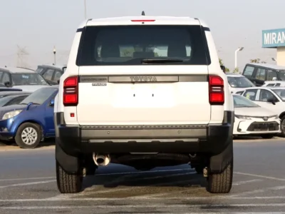 2025 Toyota Prado 4 Cylinders Petrol Engine White Black SUV GCC Specs Automatic