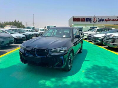 2024 BMW X3 2.0L Turbocharged inline-4 Cylinders Petrol Engine Black Red SUV GCC Specs