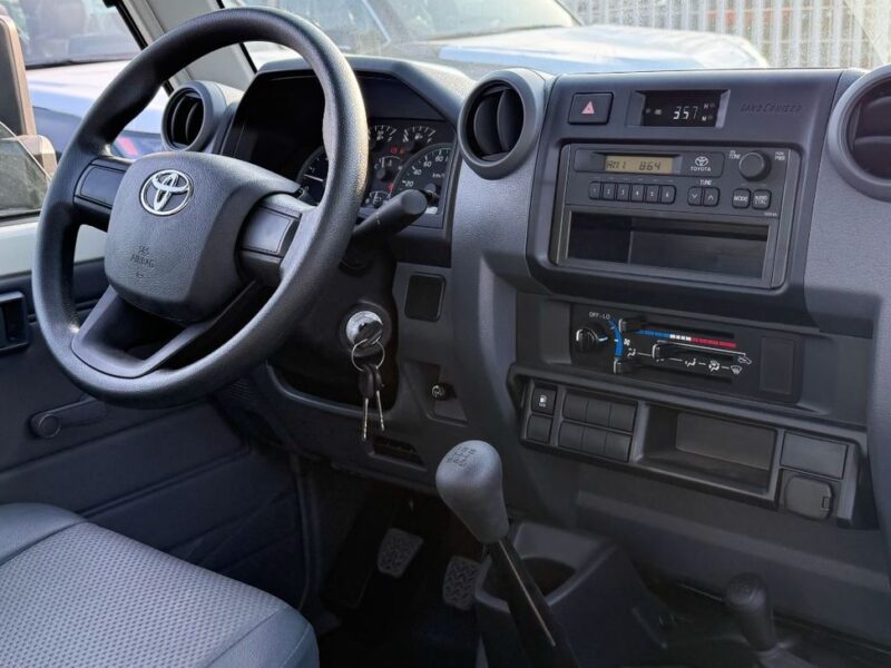 2025 Toyota Land Cruiser SC 4.2 Litres 6 Cylinders Diesel Engine White Grey Pickup Truck MT