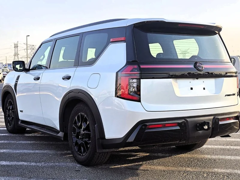 2026 Nissan Patrol PRO 4X 3.5 Litres 6 Cylinders Petrol Engine White Black SUV GCC Specs