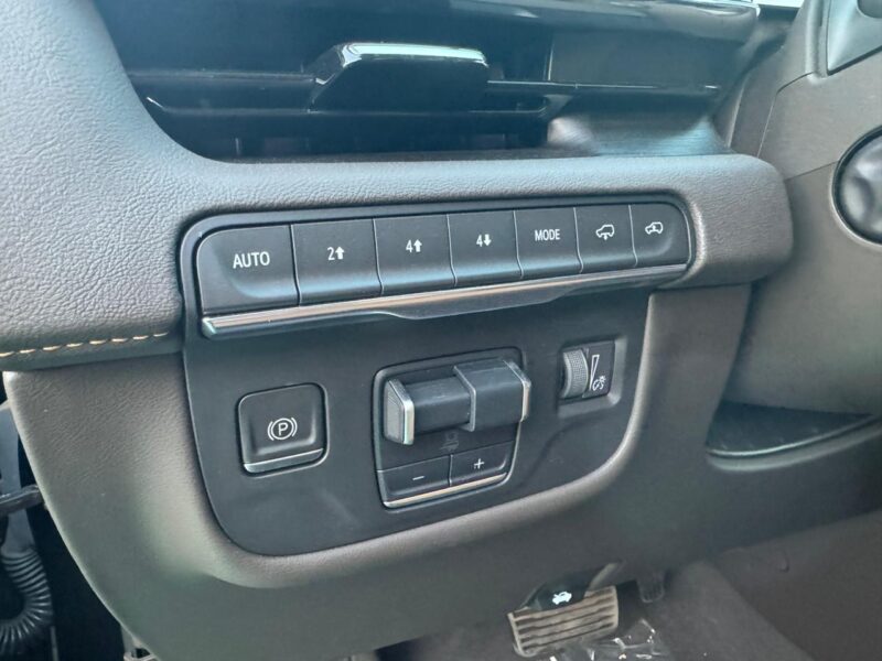 2023 Cadillac Escalade 6.2 Litres V8 Petrol Engine Black Tan Luxury SUV GCC Specs Automatic