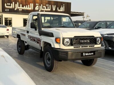 2025 Toyota Land Cruiser SC 4.2 Litres 6 Cylinders Diesel Engine White Grey Pickup Truck MT