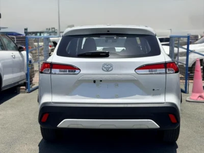 2026 Toyota Corolla Cross GLI Hybrid 4 Cylinders Engine White Black SUV Chinese Specs