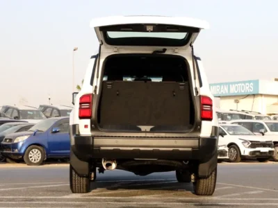 2025 Toyota Prado Off Road 4 Cylinders Petrol Engine White Black SUV GCC Specs Automatic