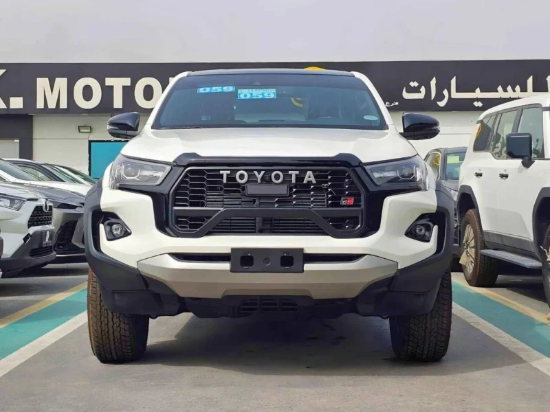 2026 Toyota Hilux GR SPORT 2.8L 4 Cylinders DIESEL Engine White Black Pickup Truck GCC Specs