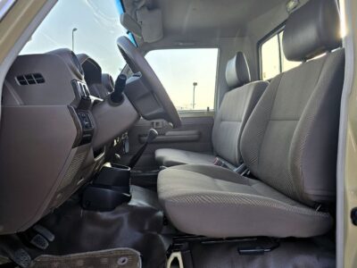 2012 Toyota Land Cruiser PickUp S.C LX 4.0L 6 Cylinders Petrol Engine M/T Beige GCC Specs