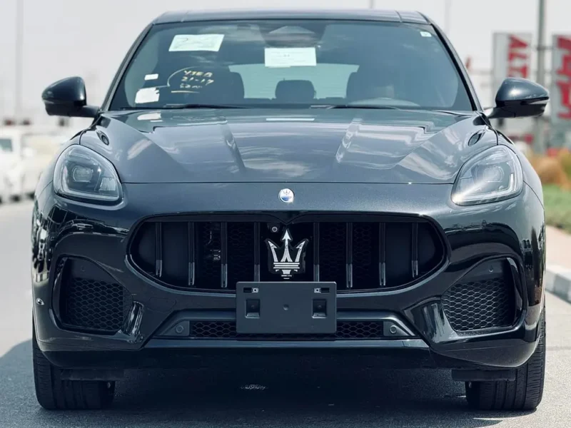 2023 Maserati Grecale Modena 2.0 Litres 4 Cylinders Petrol Engine Black Red SUV Japanese Specs