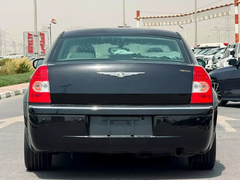 2005 CHRYSLER 300C 6 Cylinders Petrol Engine Black Grey Sedan Japanese Specs CLEAN TITLE