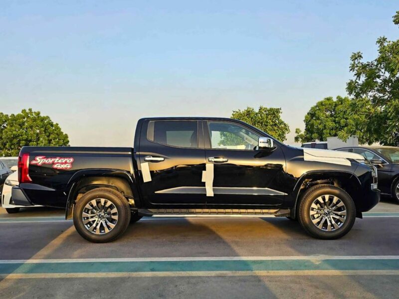 2026 Mitsubishi L200 SPORTERO 2.4L DIESEL V4 Engine Black Pickup Truck Automatic GCC Specs