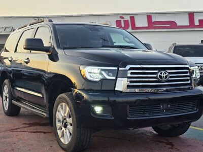 2020 Toyota Sequoia SR5 5.7 Litres 8 Cylinders Petrol Engine Black Grey SUV American Specs