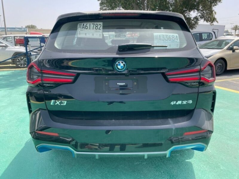 2023 BMW X3 2.0L Turbocharged inline-4 Cylinders Petrol Engine Black Red SUV GCC Specs