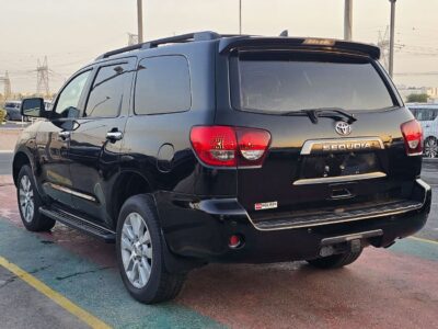 2020 Toyota Sequoia SR5 5.7 Litres 8 Cylinders Petrol Engine Black Grey SUV American Specs