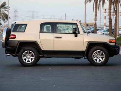 2023 Toyota FJ Cruiser 4.0 Litres 6 Cylinders Petrol Engine Beige Black SUV GCC Specs Automatic